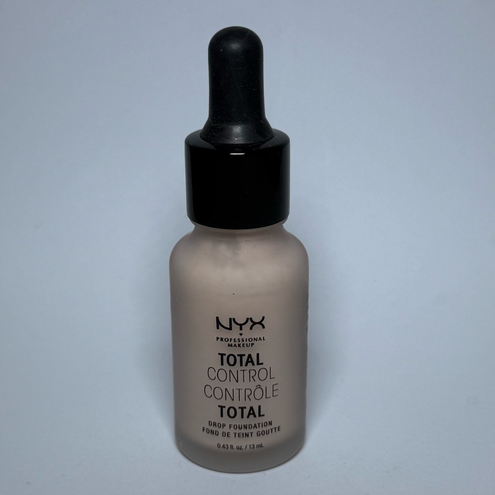 NYX Total Control Drop Foundation Shade Alabaster TCDF02